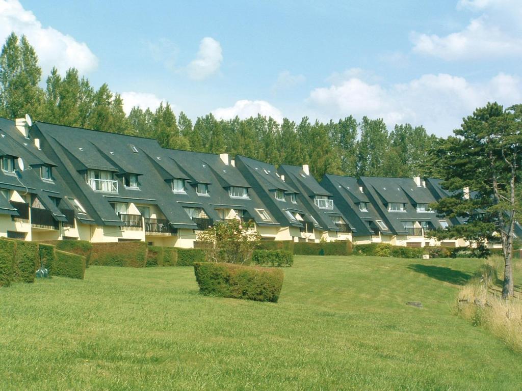 Lagrange Vacances Les Hauts De Clairvallon Houlgate Quarto foto
